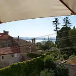 Two Rustikal In 