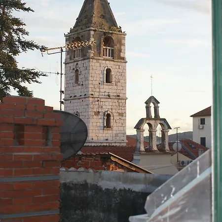 Two Rustikal In 